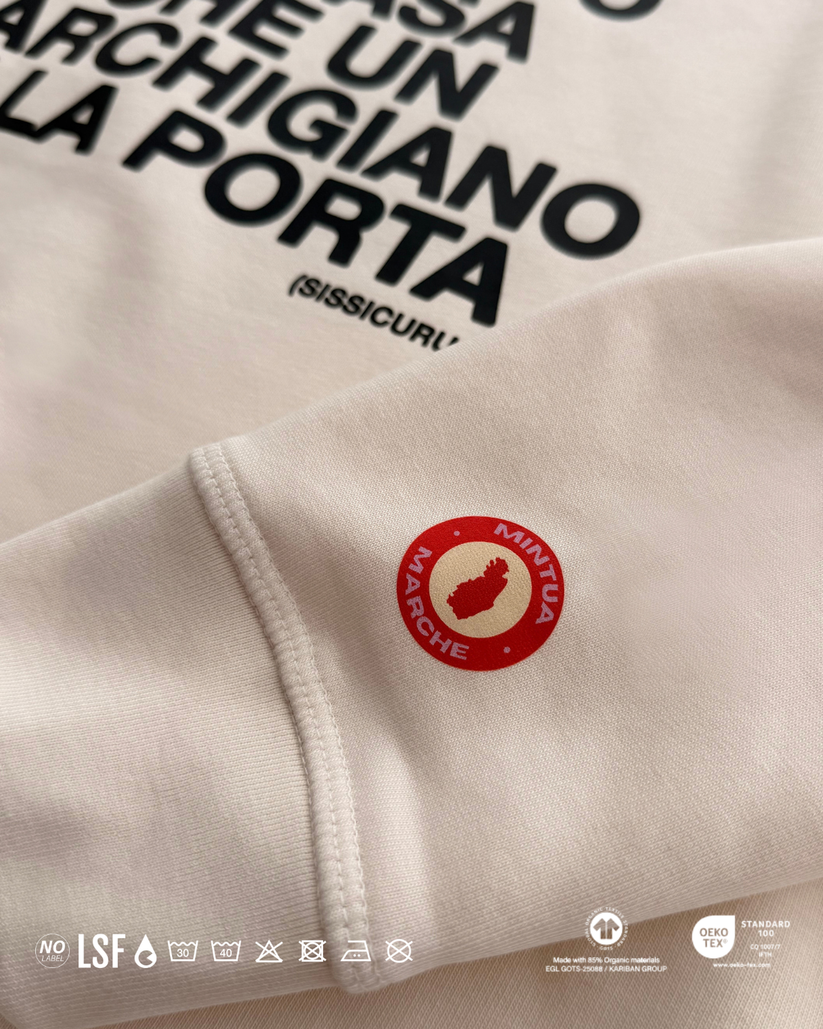 Felpa donna “Meglio un morto in casa che un marchigiano alla porta (sissicuru?)”