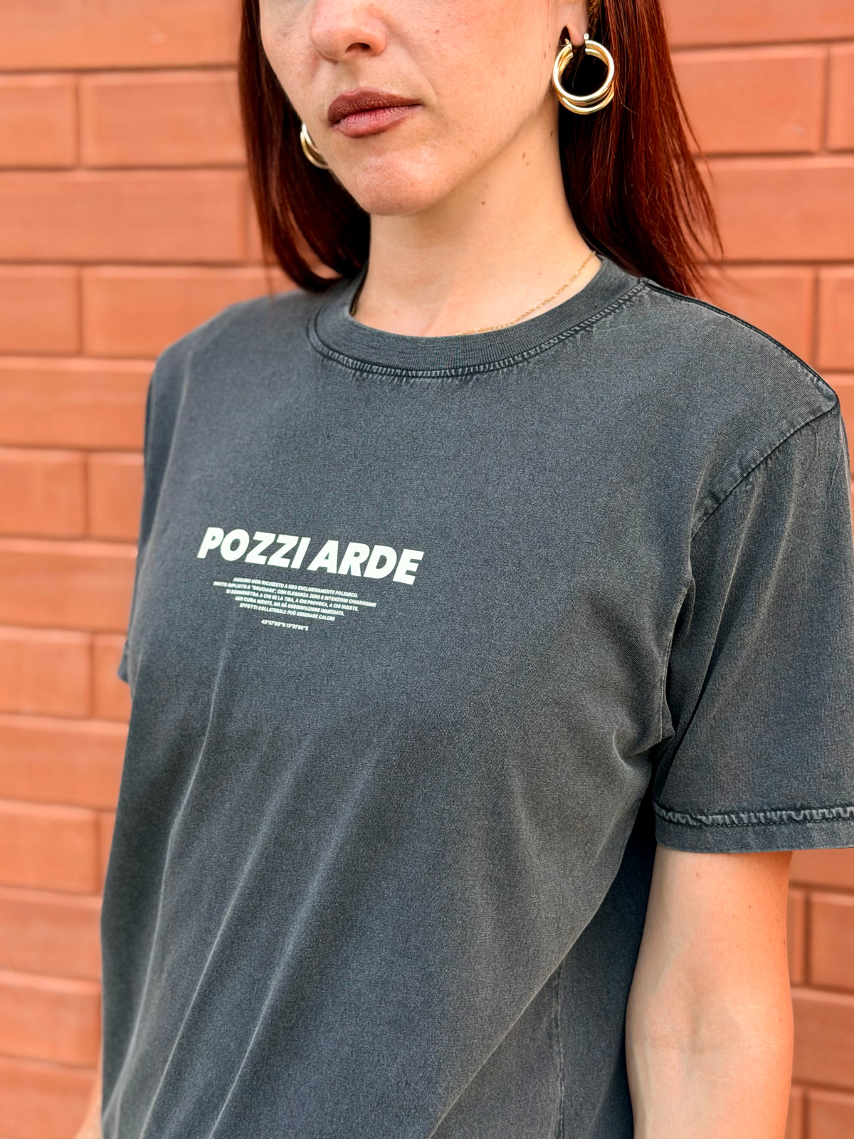T-shirt unisex slavata "Pozzi arde" (premium)