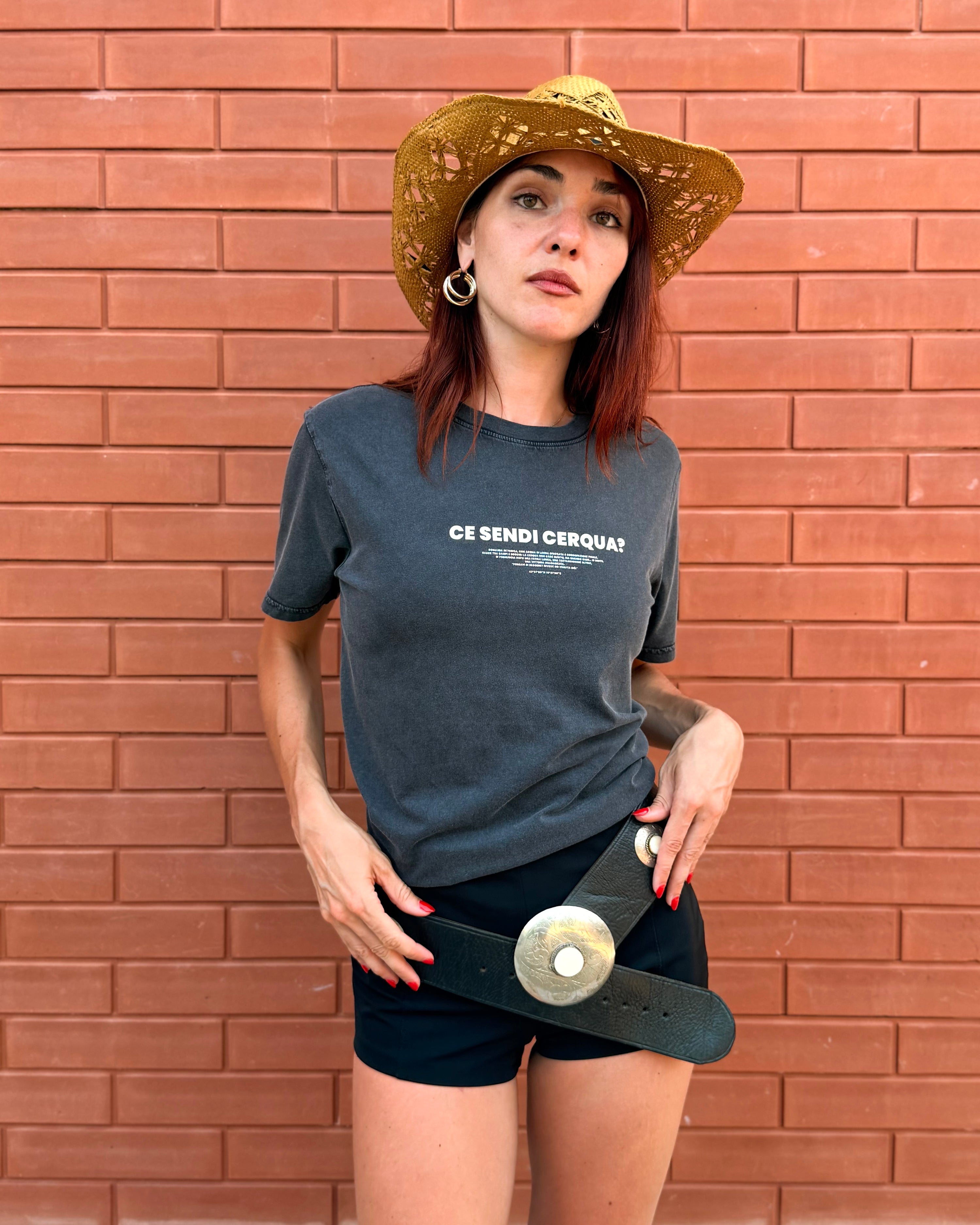 T-shirt unisex slavata "Ce sendi cerqua?" (premium)